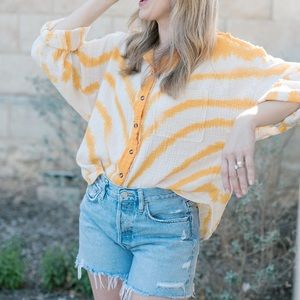 Size Small, By Together Dyed Gauze Button Up Shirt